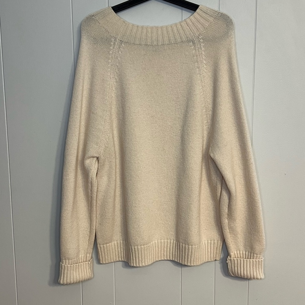 J. Crew Crewneck Sweater with Jeweled Buttons in a cream color Size XL - Picture 2 of 6